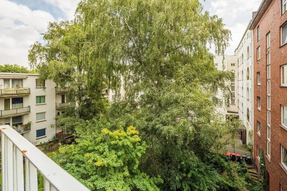 Boardinghouse Mundsburg Aparthotel Hamburg Exterior photo